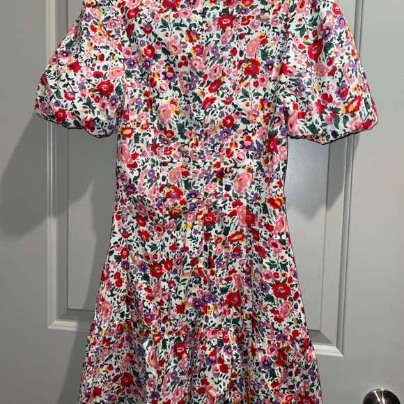 Showpo floral dress - Picture 2 of 5